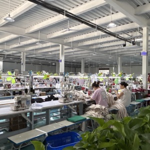 湖北省潜江市衣后服饰