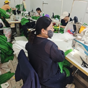 宏源制衣