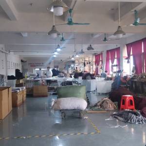 东莞市火树叶服饰有限公司