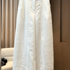 沙河档口 找女装梭织工厂