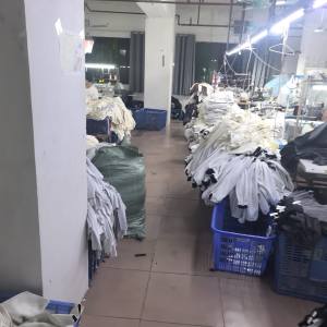 崇瑞服装