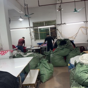 东莞市晟光服饰有限公司